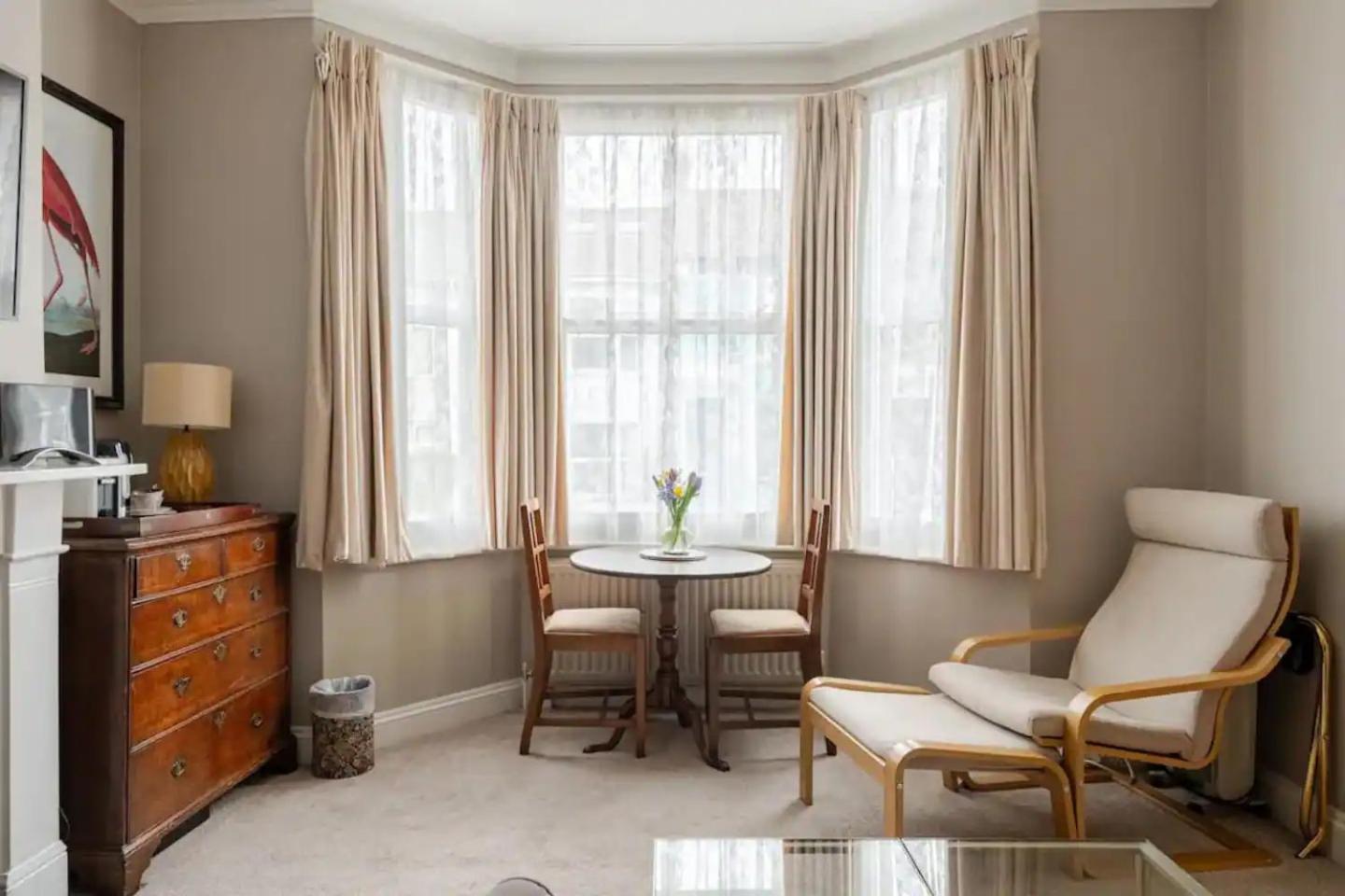 Deco Studio: King bed, kitchenette, stylish&comfortable Hove Exterior foto